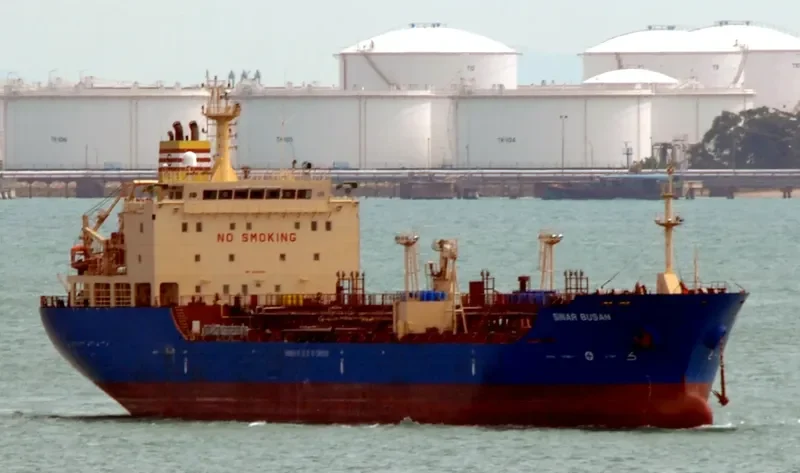 SINAR BUSAN Tanker IMO 9346483 photo 3