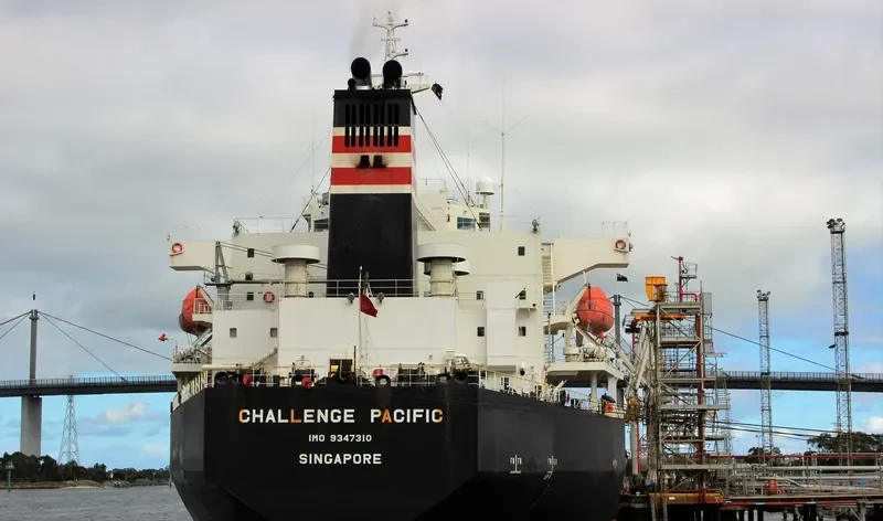 CHALLENGE PACIFIC Tanker IMO 9347310 photo 4