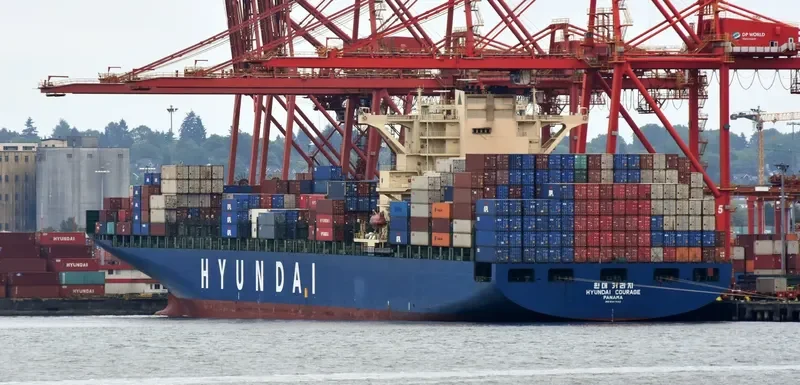 HYUNDAI COURAGE Container Ship IMO 9347542 photo 6