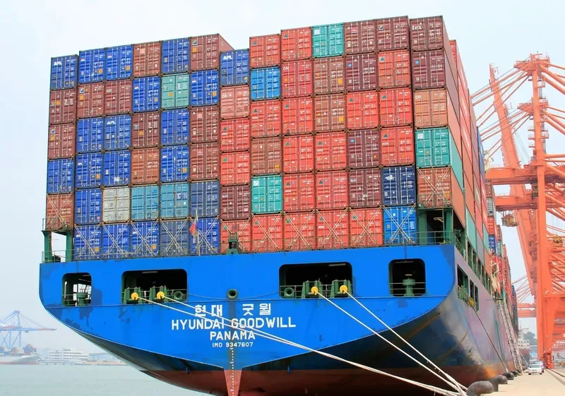 HYUNDAI GOODWILL Container Ship IMO 9347607 photo 9