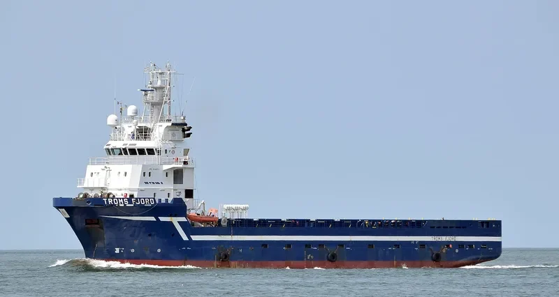 TROMS FJORD Offshore Vessel IMO 9348211 photo 2