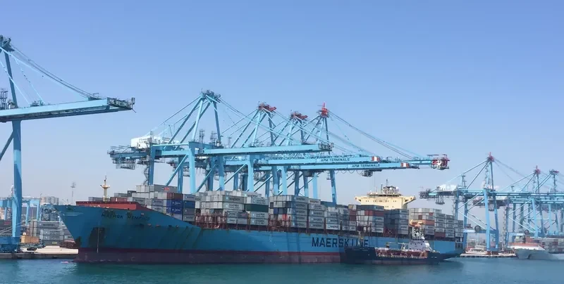 MAERSK MEMPHIS Container Ship IMO 9348651 photo 8
