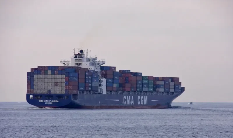 CMA CGM FLORIDA Container Ship IMO 9348704 photo 5