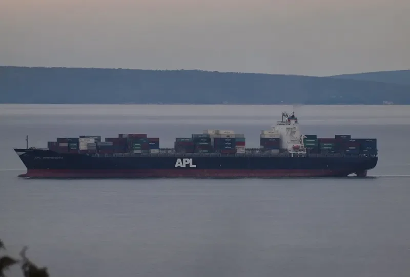 APL MINNESOTA Container Ship IMO 9350018