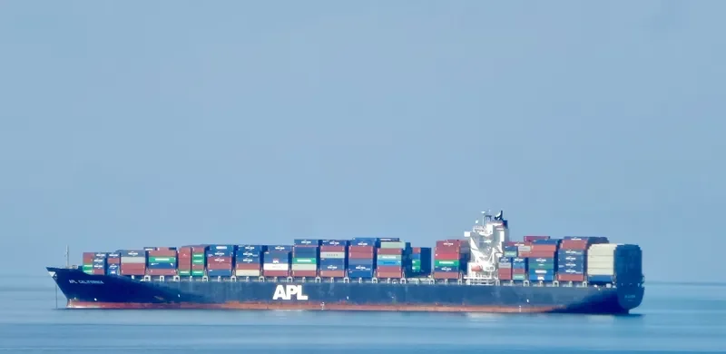APL CALIFORNIA Container Ship IMO 9350044