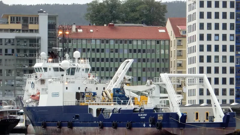 HYDRO PATRIOT Offshore Vessel IMO 9350795 photo 2