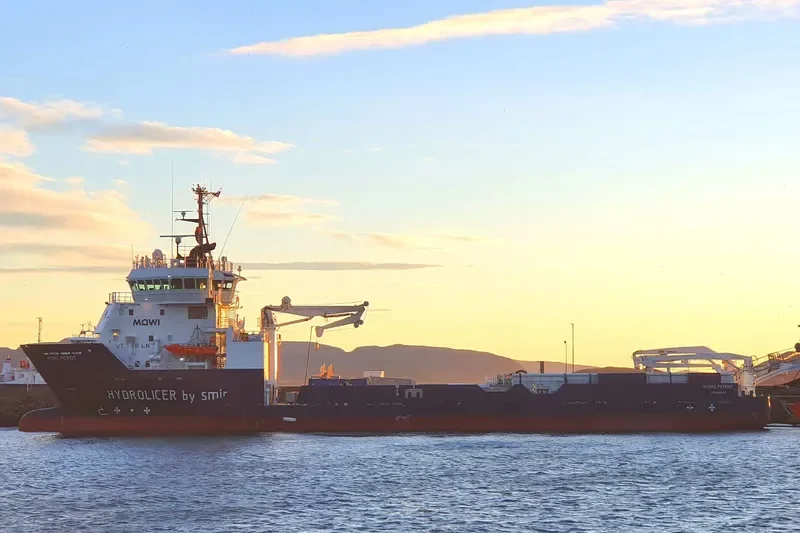 HYDRO PATRIOT Offshore Vessel IMO 9350795 photo 10