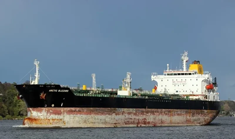 ARCTIC BLIZZARD Tanker IMO 9350862 photo 4