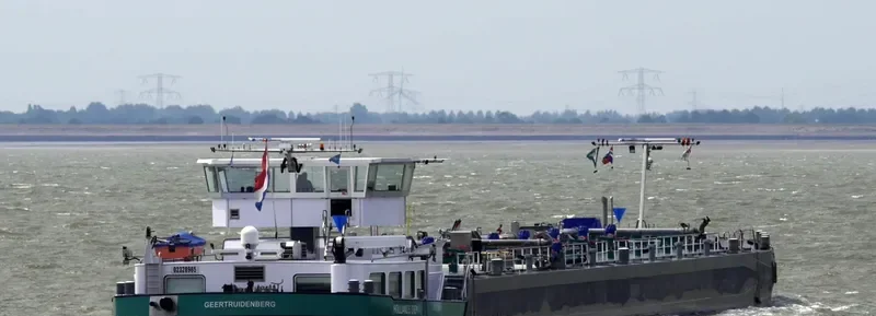 HOLLANDS DIEP Tanker IMO 9350965 photo 2