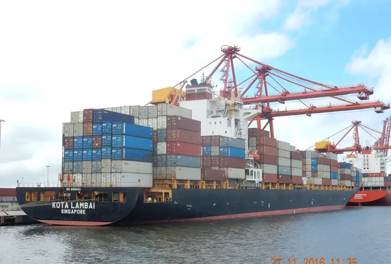 KOTA LAMBAI Container Ship IMO 9351024 photo 9
