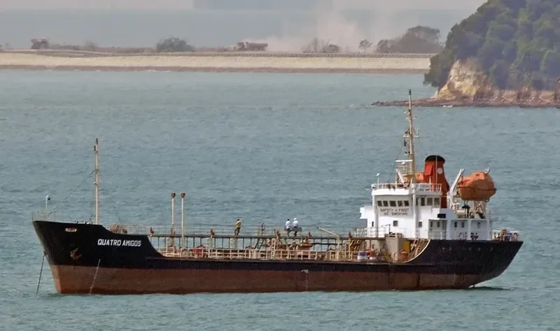 QUATRO AMIGOS Tanker IMO 9354026 photo 3