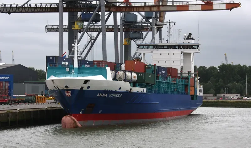 JSP ANNA Container Ship IMO 9354454 photo 9