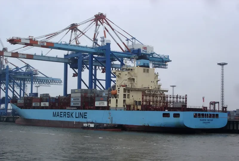 MAERSK BATAM Container Ship IMO 9355331 photo 7