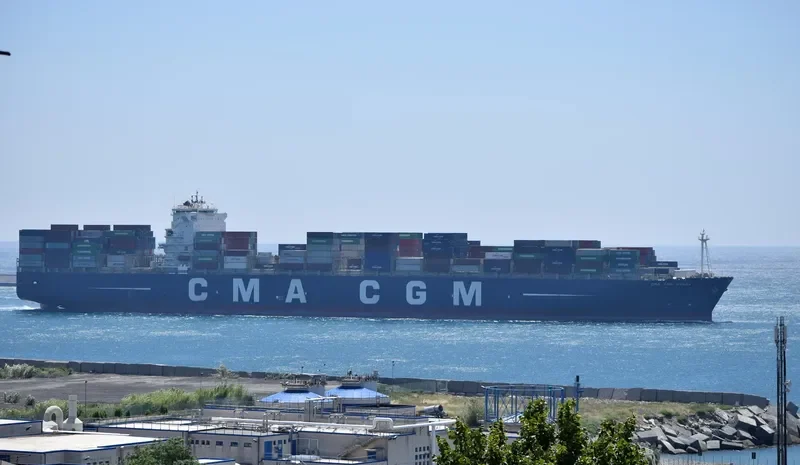 CMA CGM HYDRA Container Ship IMO 9356309 photo 36
