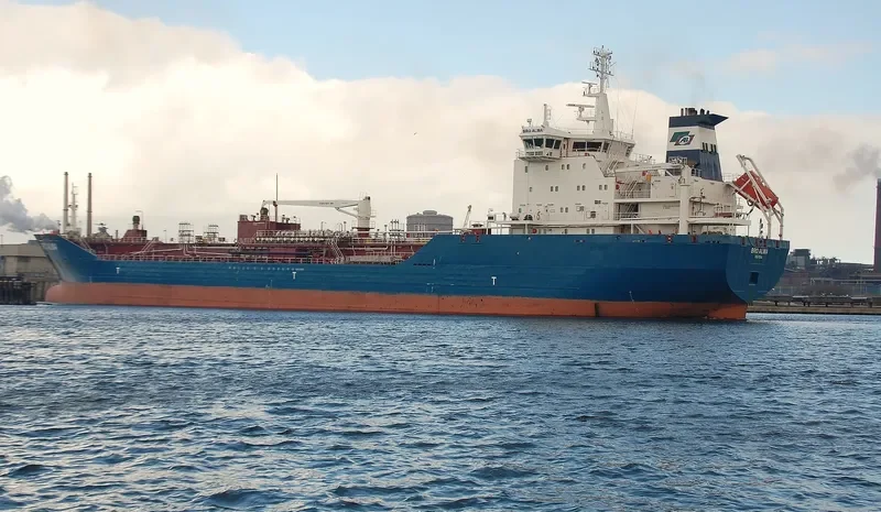 BRO ALMA Tanker IMO 9356610 photo 7