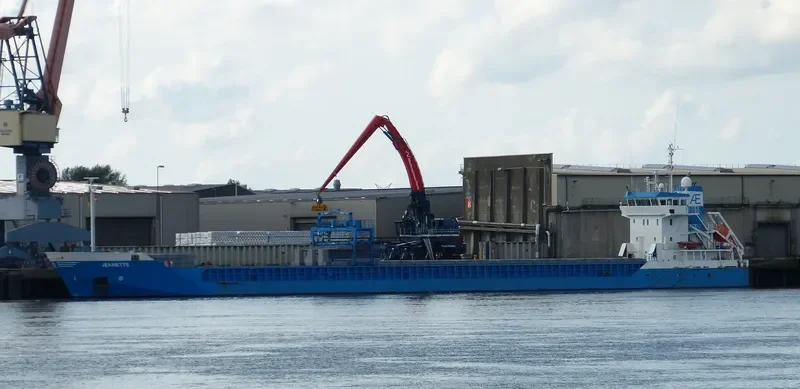 JEANETTE Container Ship IMO 9357509 photo 5