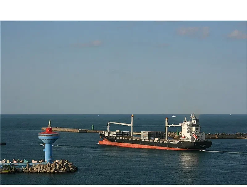 CMA CGM SAIGON Container Ship IMO 9357547 photo 7