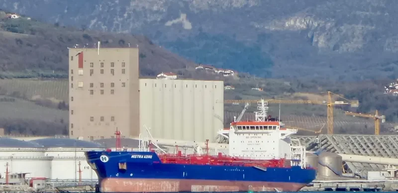 HISTRIA AZURE Tanker IMO 9357561 photo 10