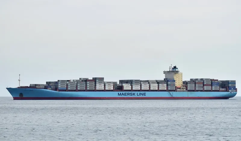 GUNHILDE MAERSK Container Ship IMO 9359026 photo 8