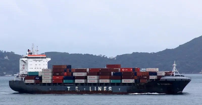 APOLLON D Container Ship IMO 9360697 photo 4
