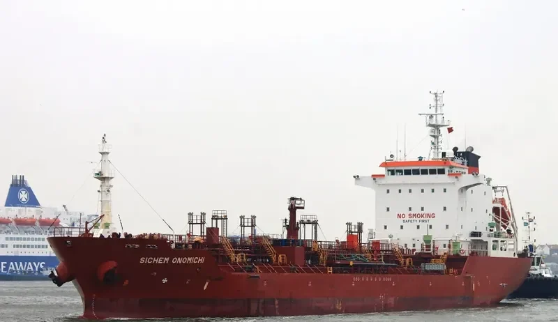 BON CHALLENGER Tanker IMO 9361471 photo 8