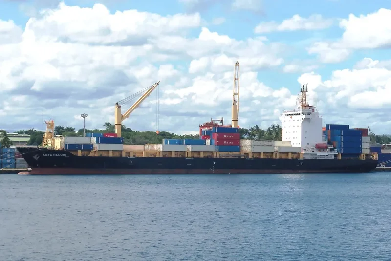 KOTA NALURI Container Ship IMO 9362308 photo 2