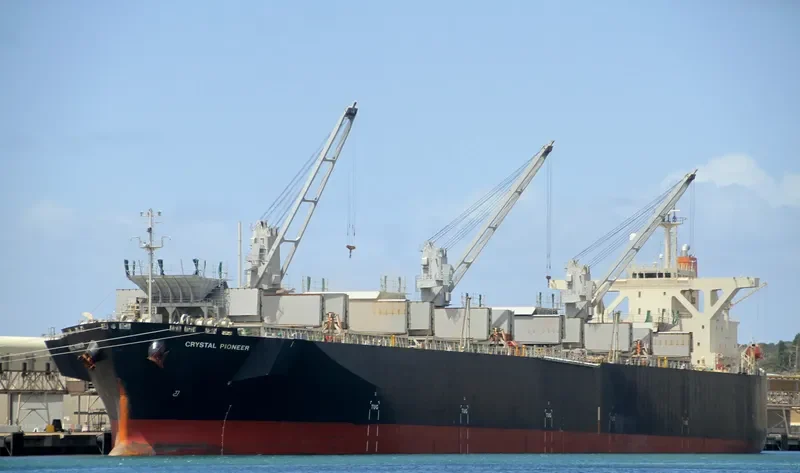 CRYSTAL PIONEER Bulk Carrier IMO 9363118 photo 5