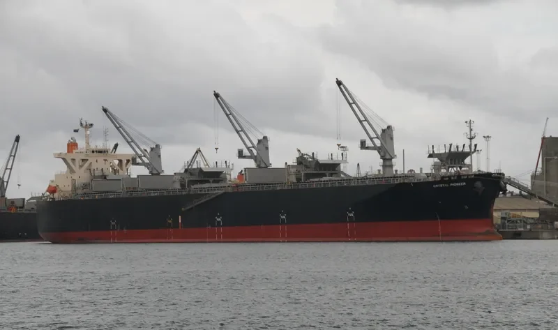 CRYSTAL PIONEER Bulk Carrier IMO 9363118 photo 6