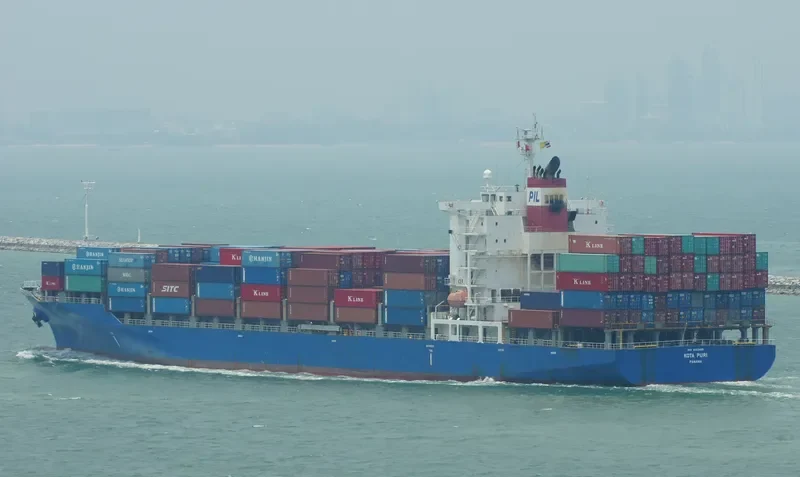 HAPPY LUCKY Container Ship IMO 9363405 photo 6