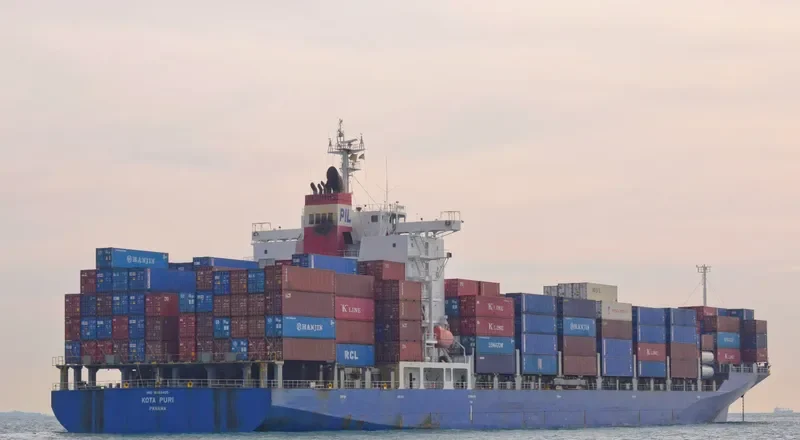 HAPPY LUCKY Container Ship IMO 9363405 photo 8