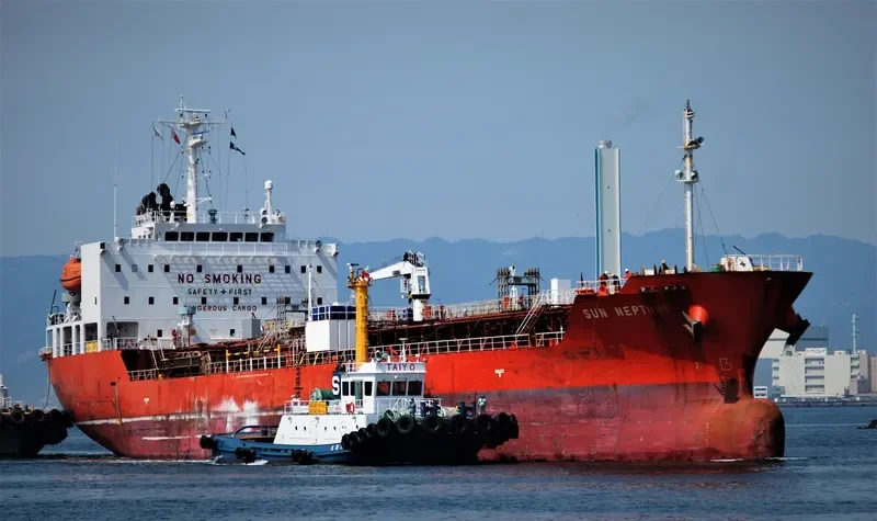 JN NEPTUNE Tanker IMO 9363807 photo 10