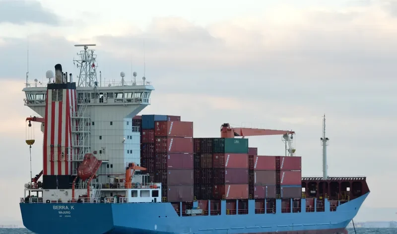SPIRIT OF DUBAI Container Ship IMO 9366512 photo 6