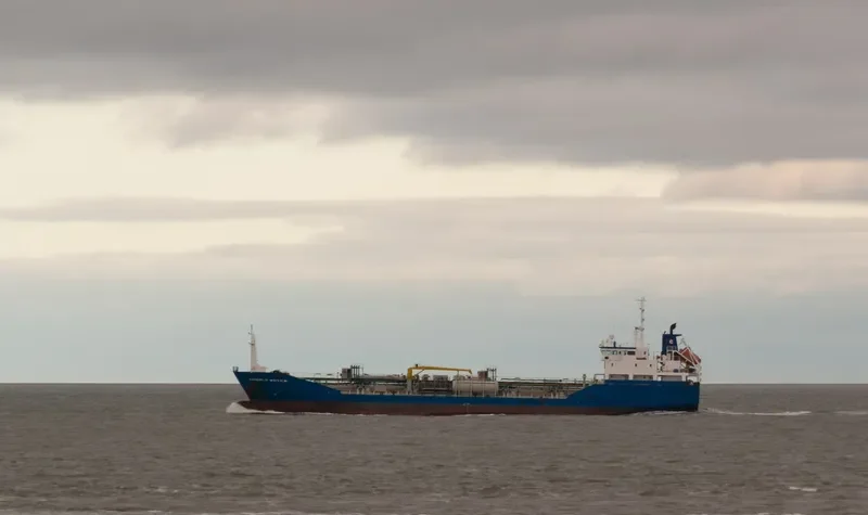 COBALTWATER Tanker IMO 9366744 photo 2