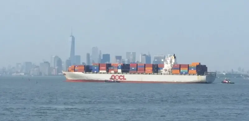 OOCL KUALA LUMPUR Container Ship IMO 9367176 photo 8