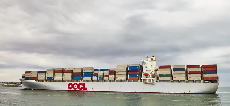 OOCL OAKLAND Container Ship IMO 9367190 photo 2