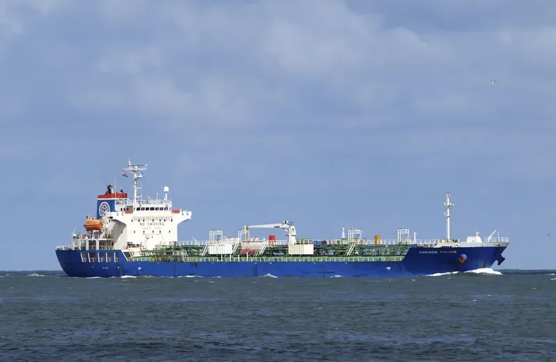 FAIRCHEM FRIESIAN Tanker IMO 9367413 photo 8