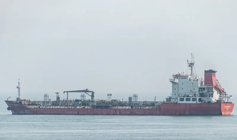 ROYAL DIAMOND 7 Tanker IMO 9367437 photo 6