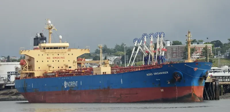 DEE4 DOGWOOD Tanker IMO 9367748 photo 7