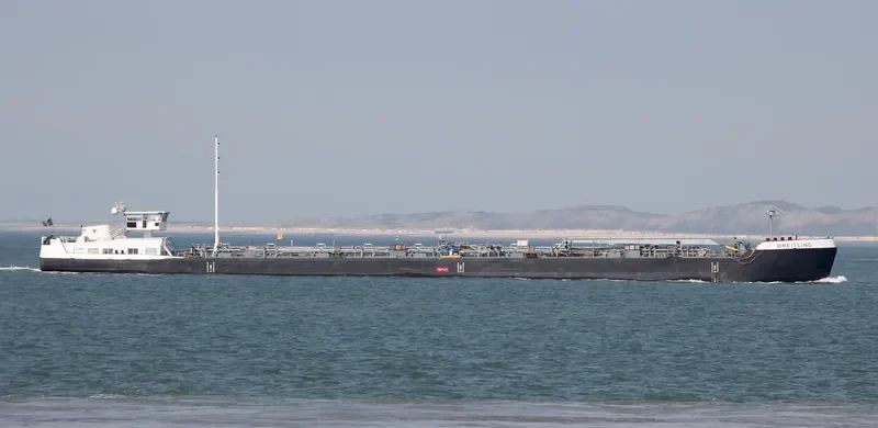 BREITLING Tanker IMO 9369057
