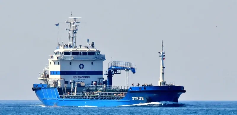 ISIQALO Tanker IMO 9371294 photo 5