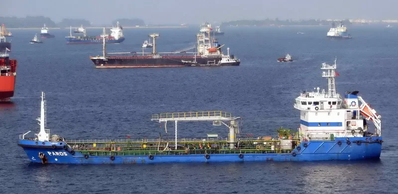 PAROS I Tanker IMO 9371323 photo 2
