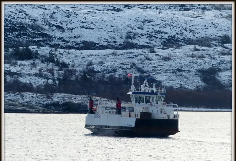 YTTEROYNINGEN Ro-Ro IMO 9371531 photo 2