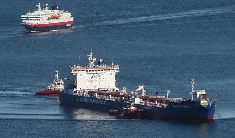 TIMOFEY GUZHENKO Tanker IMO 9372561 photo 8