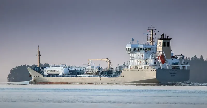 TARNBRIS Tanker IMO 9372652