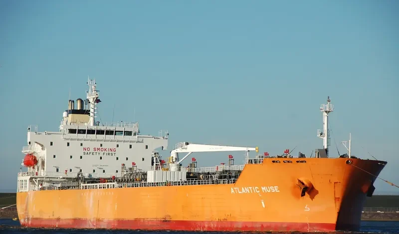 ATLANTIC MUSE Tanker IMO 9374301 photo 2