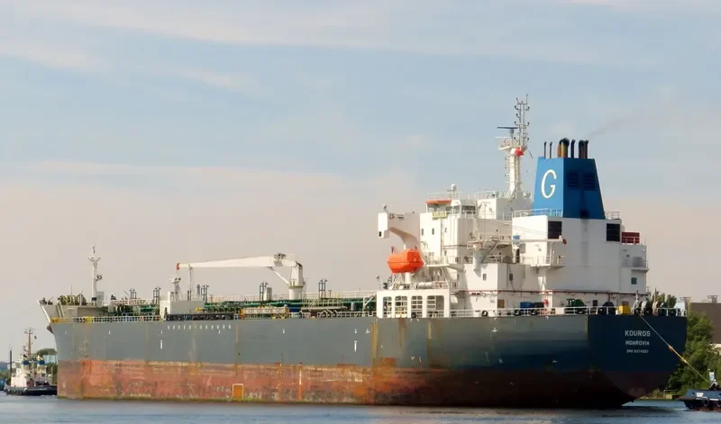 KOUROS Tanker IMO 9374507 photo 5