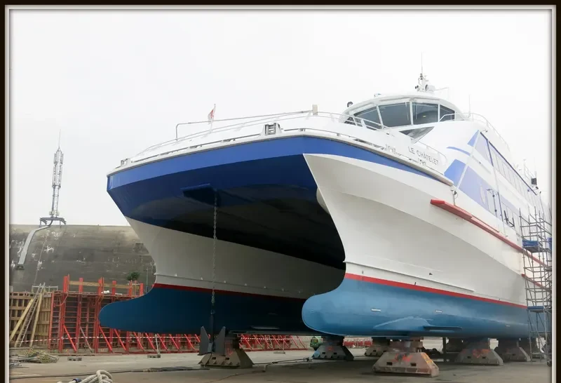 LE CHATELET Passenger Ship IMO 9374650