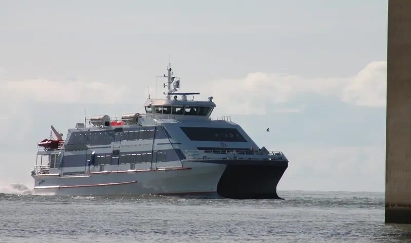LE CHATELET Passenger Ship IMO 9374650 photo 6