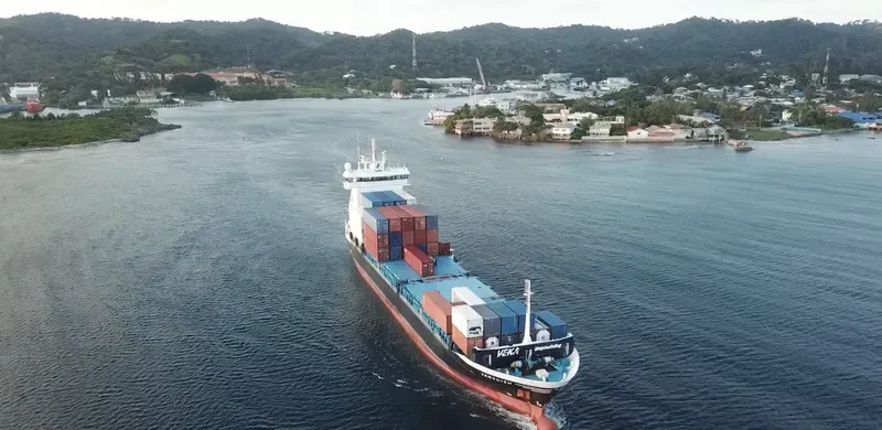 VANQUISH Container Ship IMO 9375135