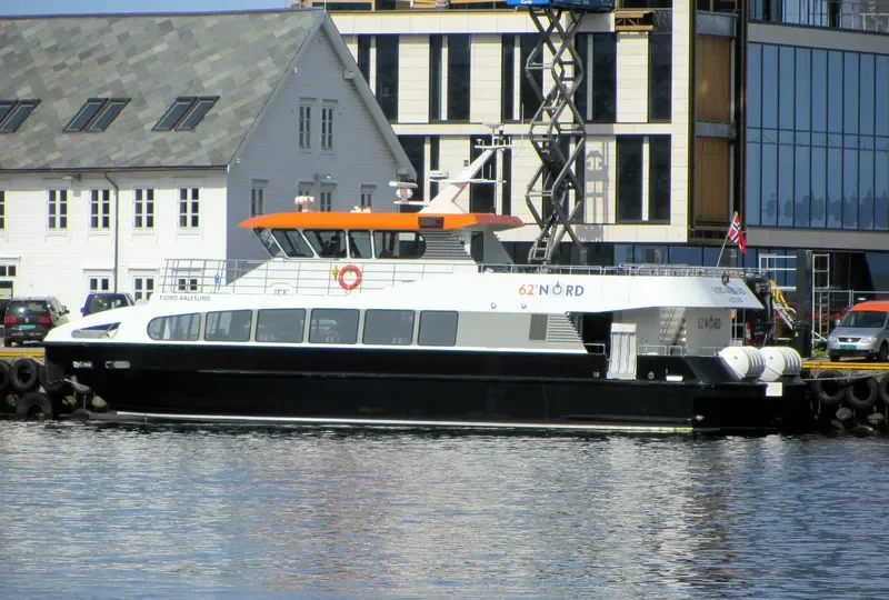 LOVUND EXPRESS General Cargo IMO 9375472 photo 8